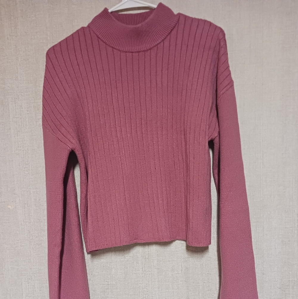 L.A. Hearts Sweater